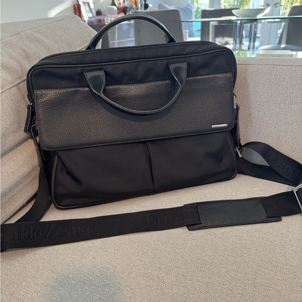 Ermenegildo Zegna Structured Black Messenger Bag with Adjustable Strap